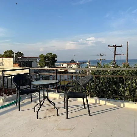 Cafe Retreat Kato Panayia