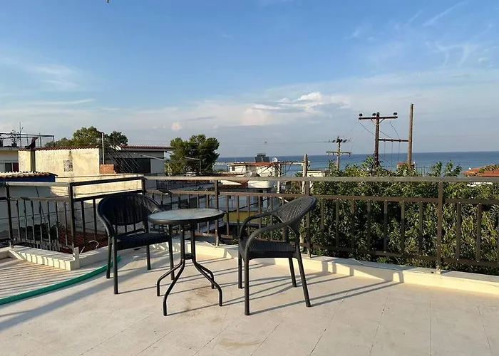 Cafe Retreat Kato Panayia